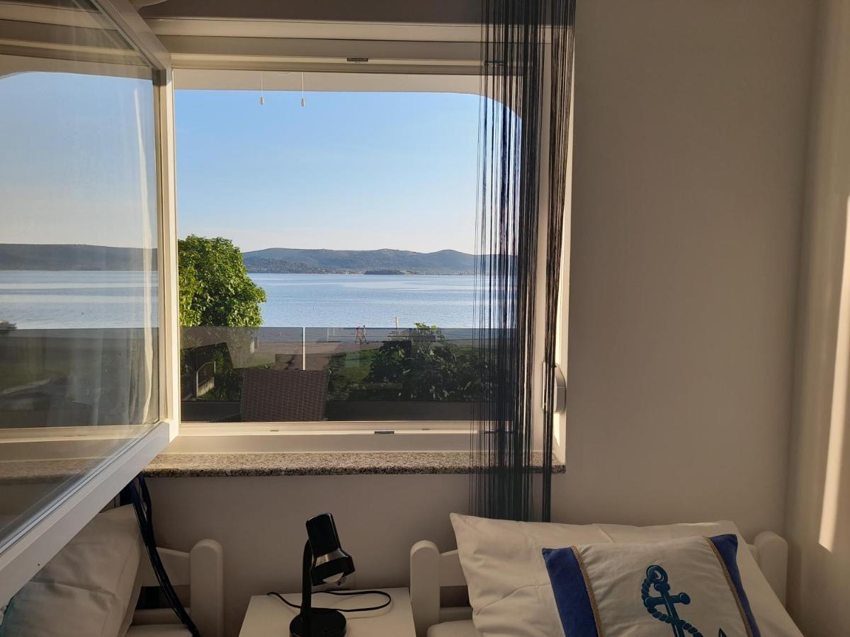 Apartman Prvi Red Do Mora スベティ・フィリップ・イ・ヤコブ エクステリア 写真